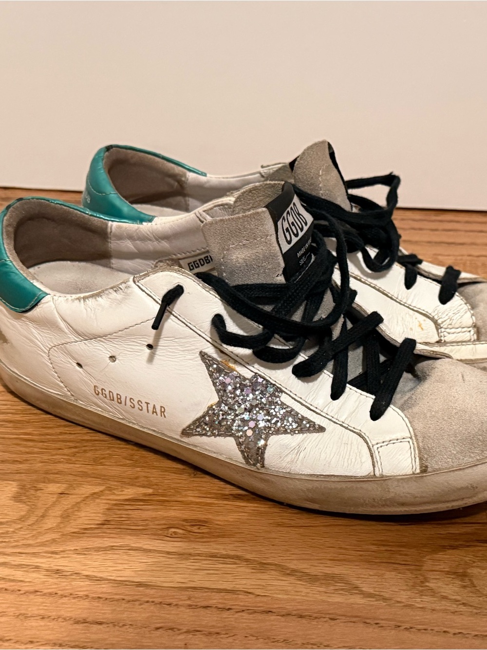Golden Goose White Leather Low-Top Sneakers with Teal Heel and Glitter Star